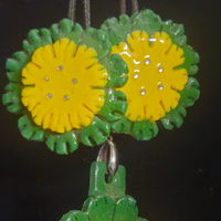 Green & Yellow Daisy Two-Piece Resin Earring & Necklace Set