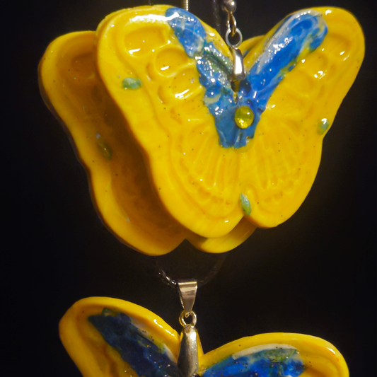 Sunshine Yellow & Blue Glitter Carved Butterfly Resin Earring & Necklace Set