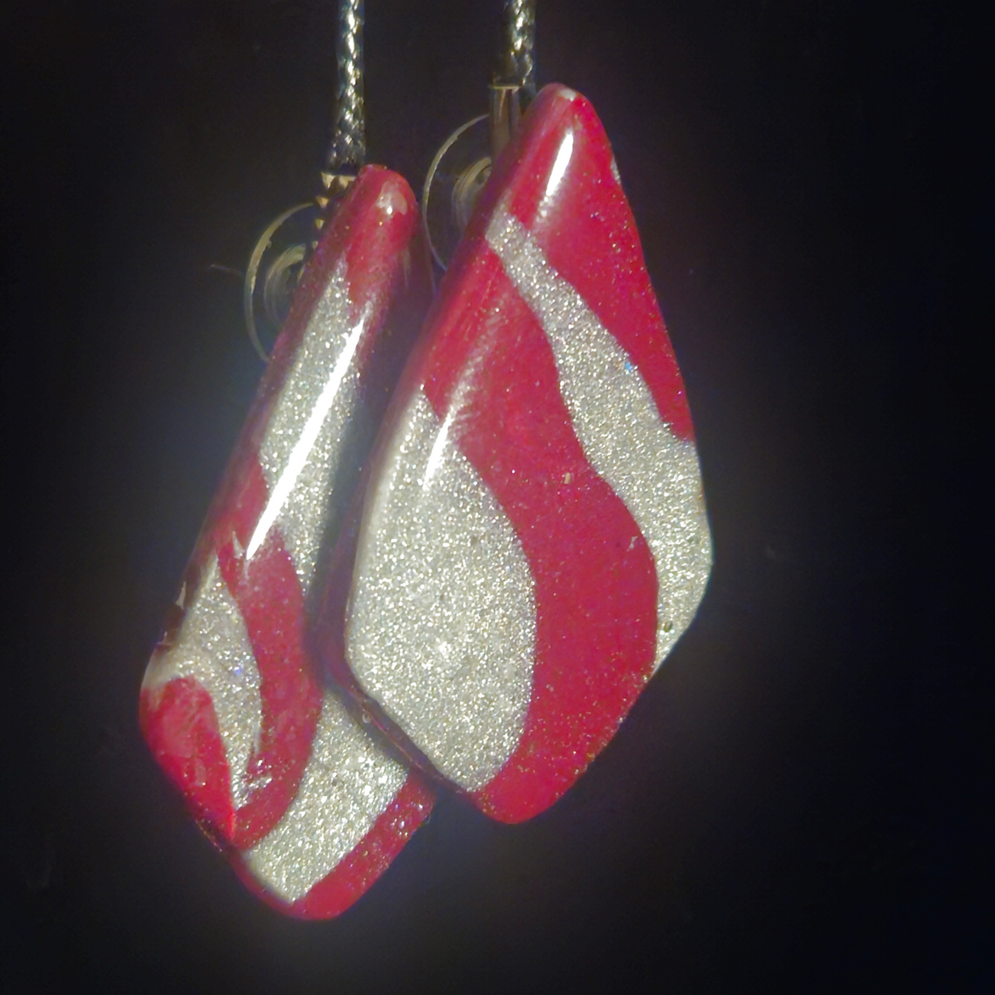 Red & Silver Glitter Swirl Diamond Resin Earrings