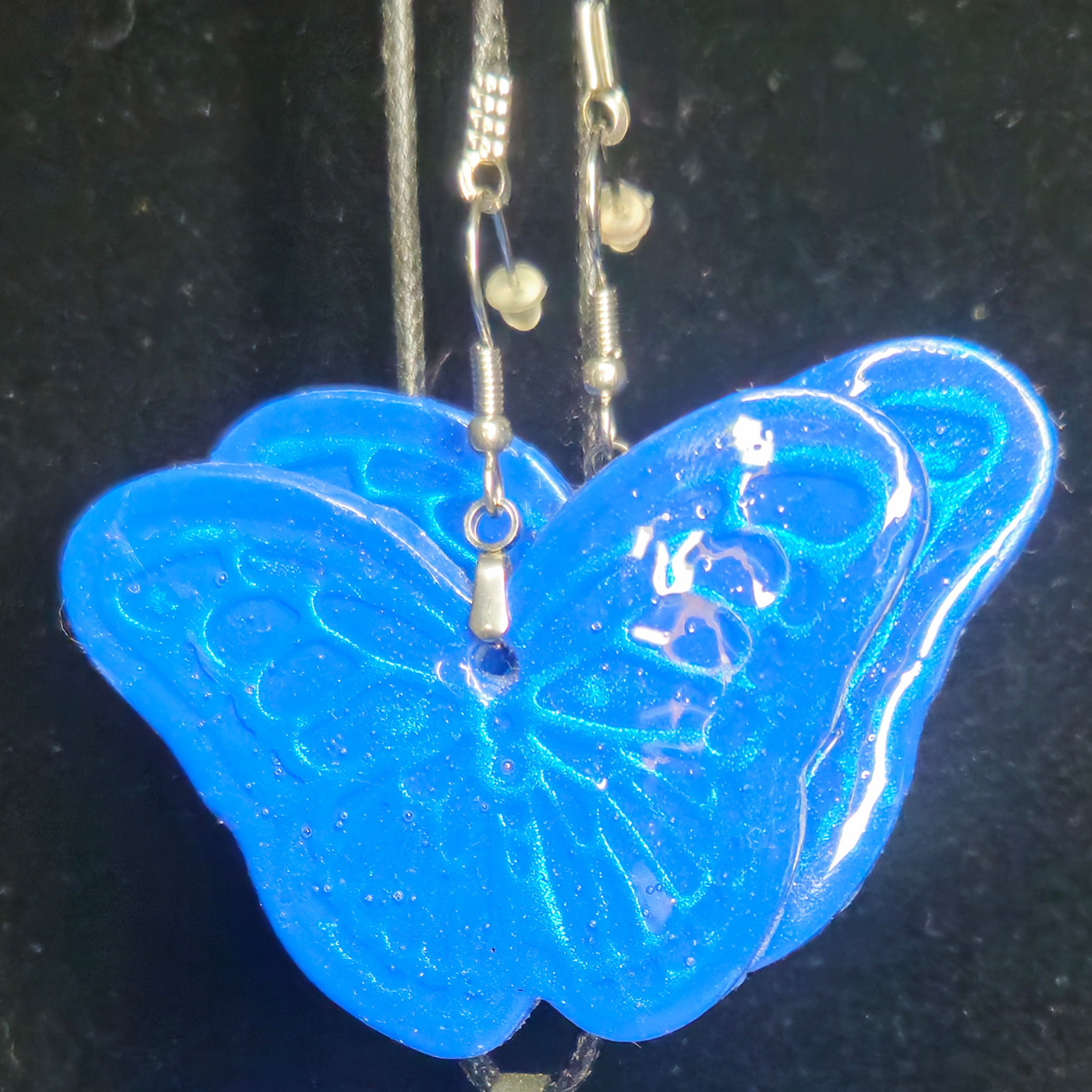 Royal Blue Glitter Carved Double Butterfly Resin Earring & Necklace Set